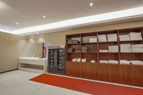 Tanghai Holiday Hotel - Image 3