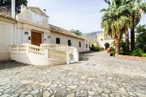 Apulia Hotel Borgo Torre Artale - Image 2
