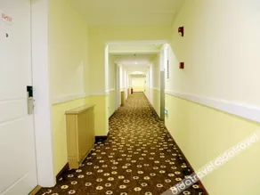 Home Inn Plus - Dalian Xinghai Park Nansha Street - Image 2