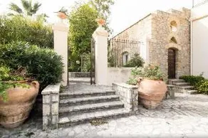 Apulia Hotel Borgo Torre Artale - Image 4