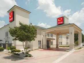 Quality Inn Greenville I-30 - Image 5