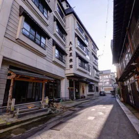 Hijiori Onsen Otomoya Ryokan - Image 3
