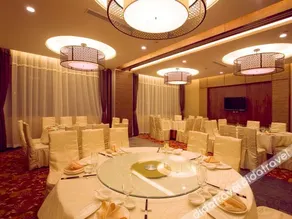Golden Sands Holiday Hotel - Image 4