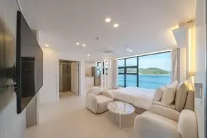 Miamor Pool Villa - Image 3