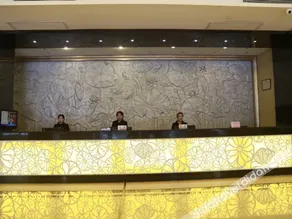 Lianhua International Hotel - Image 3