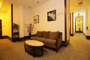 Longquan Hotel - Image 2