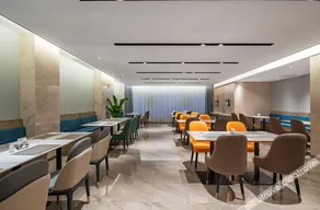 New century Yi Ju Hotel LiChuan - Image 5