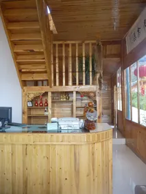 Lugu Lake Hualou Hotel - Image 5