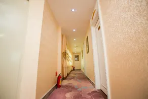 88 Business Hotel - Image 5