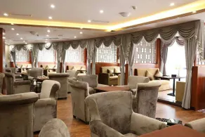 Upstream Impression Hotel - Image 4