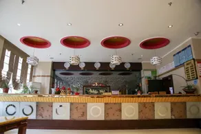 Gezihua Business Theme Hotel Wufeng - Image 2