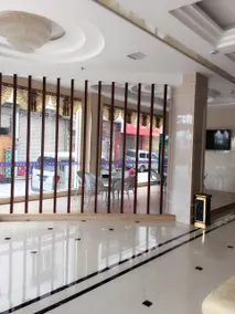 Xingyi Mishang Theme Hotel - Image 2