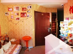 Baifeite Theme Hotel - Image 3