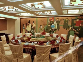 Yunfu Xinxing Yuehezhuang Hot Spring Resort Hotel - Image 3