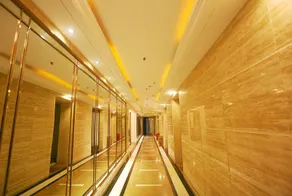 Triumphal Arch Hotel - Image 3