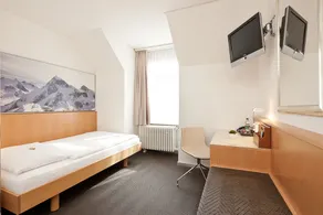 BASILEA SWISS QUALITY HOTEL - Image 4
