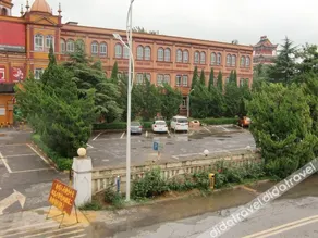 Jinghua Kuangquan Resort - Image 2