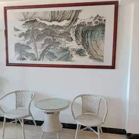 Yangxin Business Hotel (Jiangmen Heshan Gonghe Heyuehui Plaza Branch) - Image 4