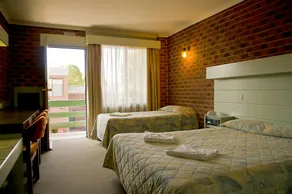 Lamplighter Motel - Image 4