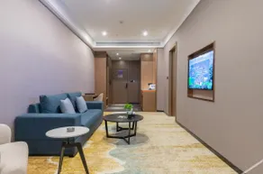Carpet Of Flowers Hotel - Image 4