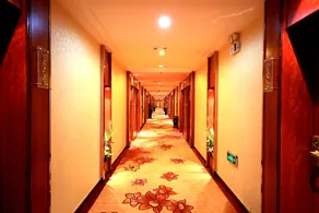 Huitong Business Hotel (Municipal People's Hospital Oriental Regent Mall Branch) - Image 5