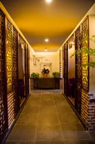 Ronhuw Garden Hotel - Image 2