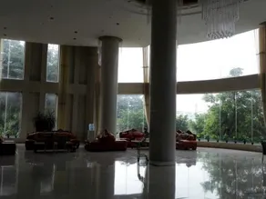 Shan Shui Xiang Ge Li La Hotel - Image 1