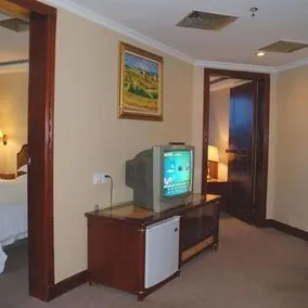 Vienna Classic Hotel ( Honghuahu Scenic Spot) - Image 4