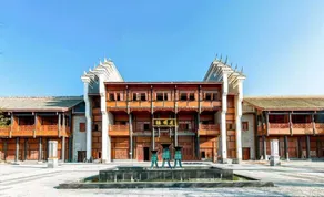 Yidu Green Lake Yuehua Holiday Hotel（Qingjiang Bay Tourist Resort Branch）） - Image 3