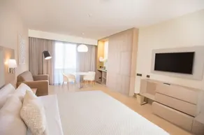 SMART iStay Silao - Image 3