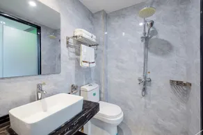 Junyi Chain Hotel (Shangrao Wannian Runfeng Plaza Jinhu Park) - Image 2