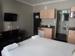 Lido Suites Kings Cross - Image 3