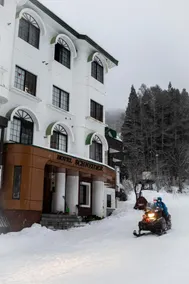 The Schneider Hotel - Image 4