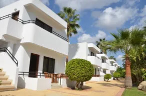 Adams Beach Hotel & Spa Deluxe Wing – Adults Only - Image 2