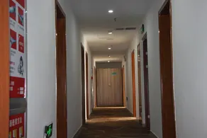 Express Hotel, Jixi County - Image 5