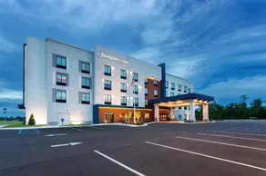 Hampton Inn Marianna I-10 - Image 3