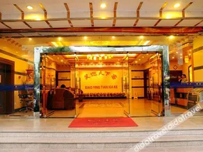 Sea View Business Hotel Zhangzhou - Image 5