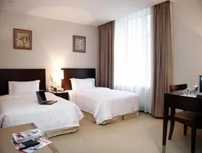Days Inn Forbidden City Beijing - Image 2