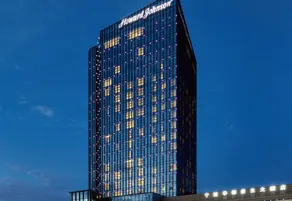 Howard Johnson Huadu Plaza - Image 2