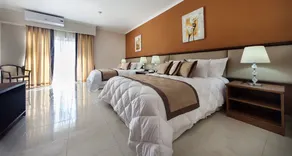 Port View Guest House - Image 5