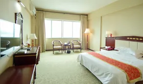 Bao Shu Bo Yue Hotel - Image 4