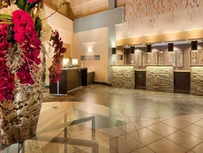 Comfort Inn & Suites At Copeland Tower - Image 5