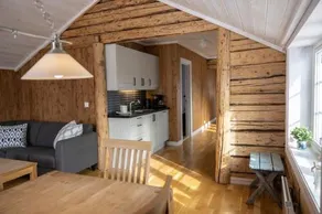Lofoten Rorbuhotell - Image 2