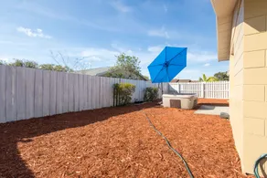 Sleeps 6 Hot Tub Fenced Yard Cozy Chic - Image 2
