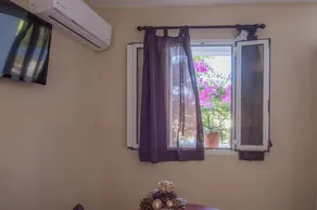 Iniochos Hotel - Image 3