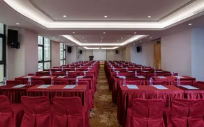Vienna International Hotel (Huizhou Xinyu Government Square) - Image 2