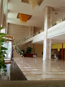Pros-Para International Hotel - Image 3