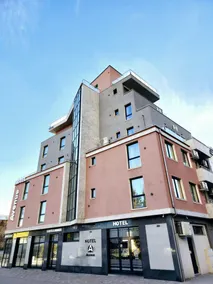 Hotel Avenue - Image 5