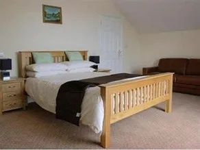 Woodridge Inn Hotel - Image 4