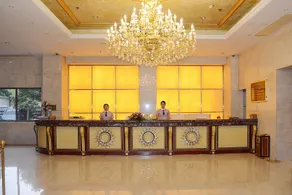 Sunkist International Hotel - Image 4